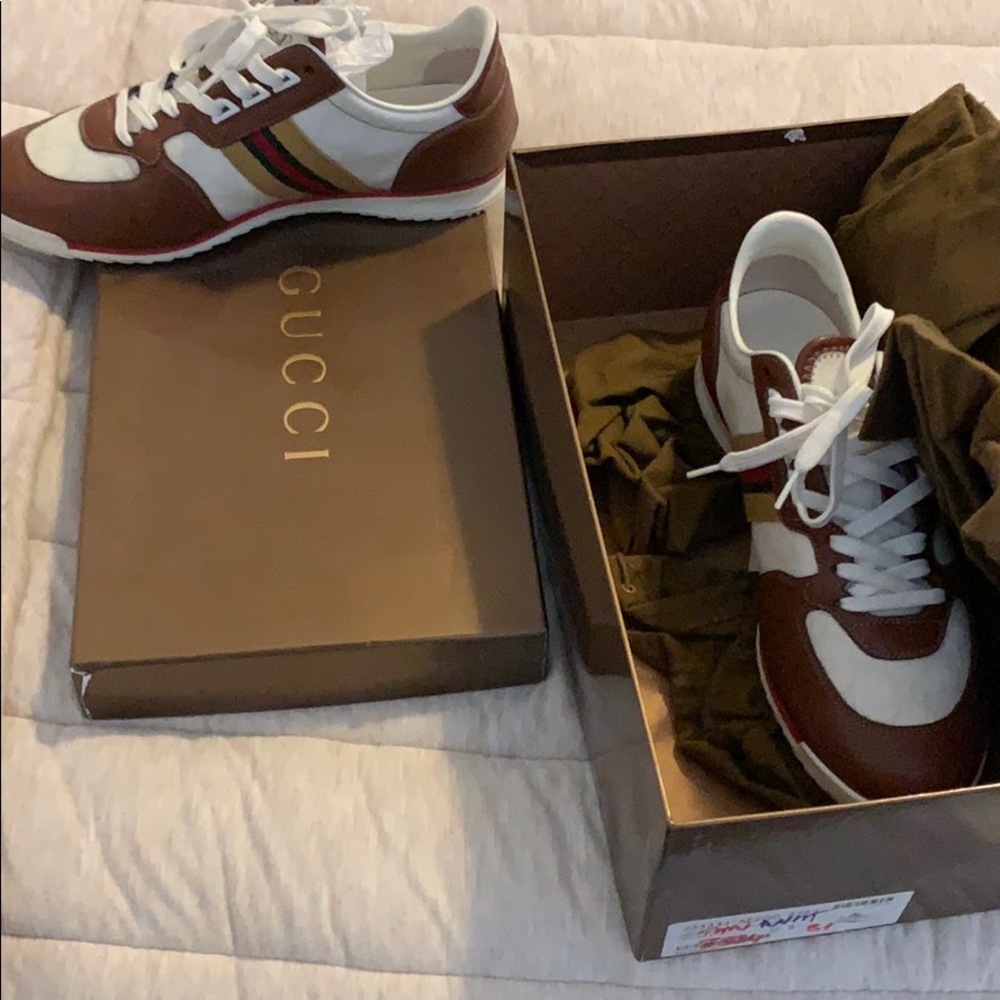 Sneaker